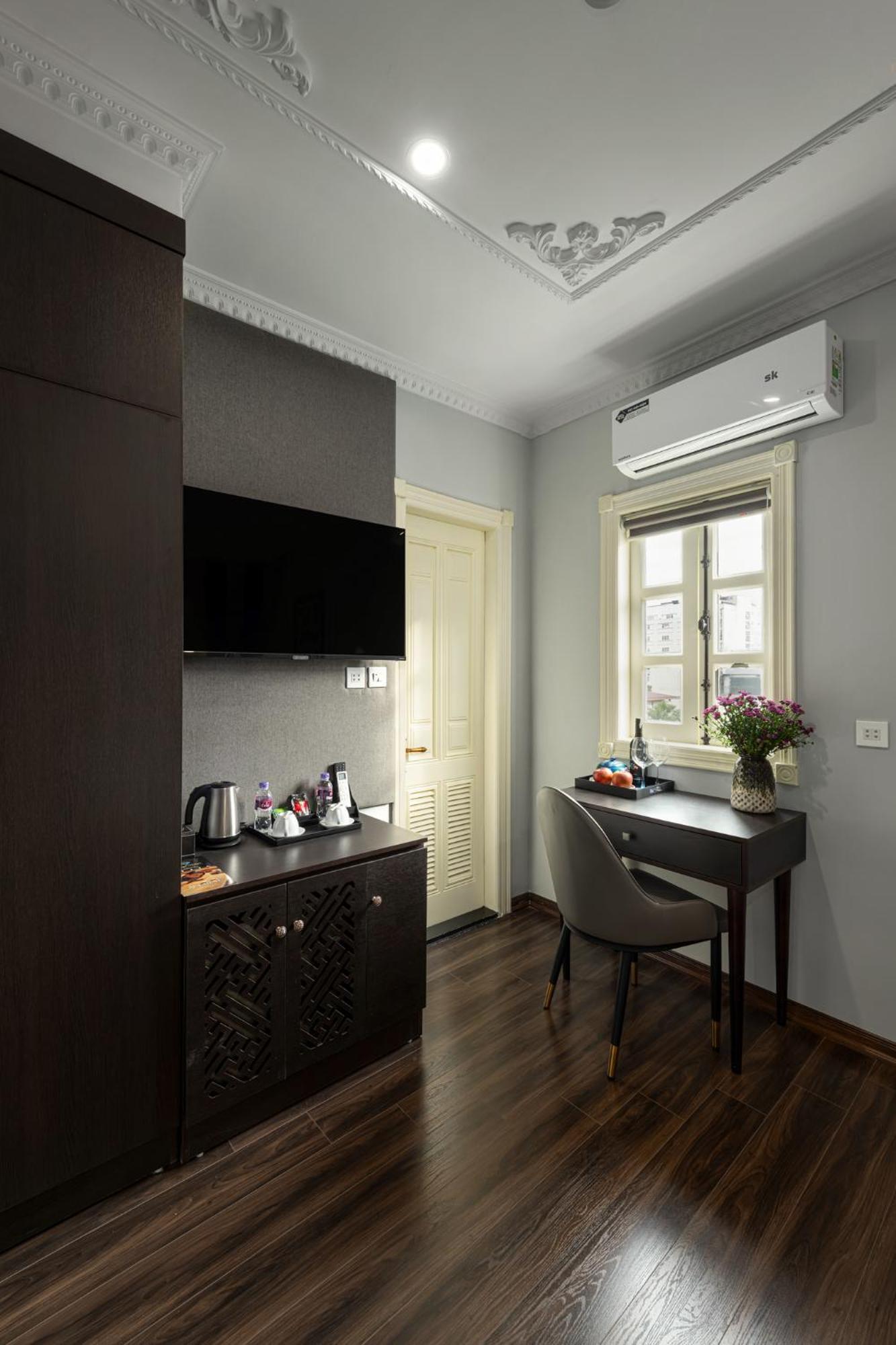 Avani Central Hanoi Hotel Exterior photo